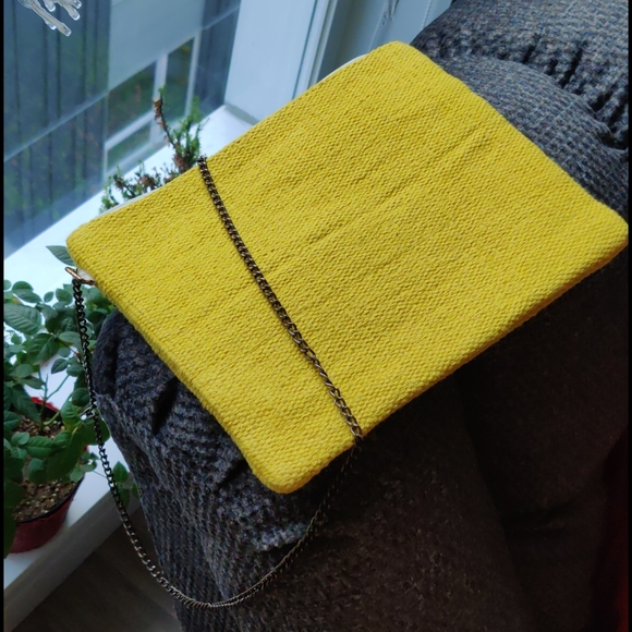 Yellow Self Design Sling Bag - Picture 3 of 8